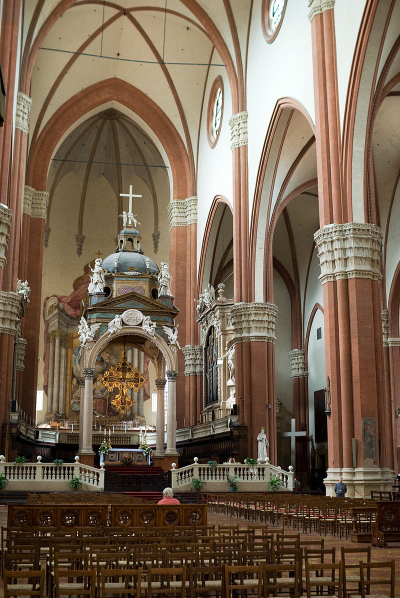 San Petronio interior